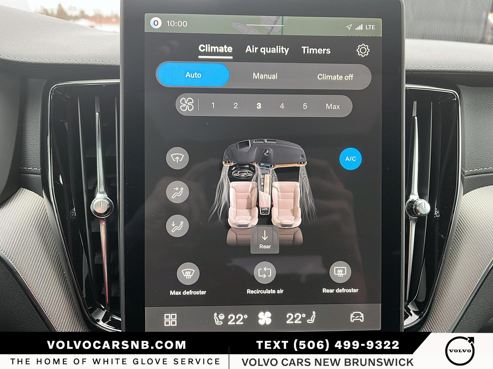 2026 Volvo XC60 B5 Ultra Black Edition