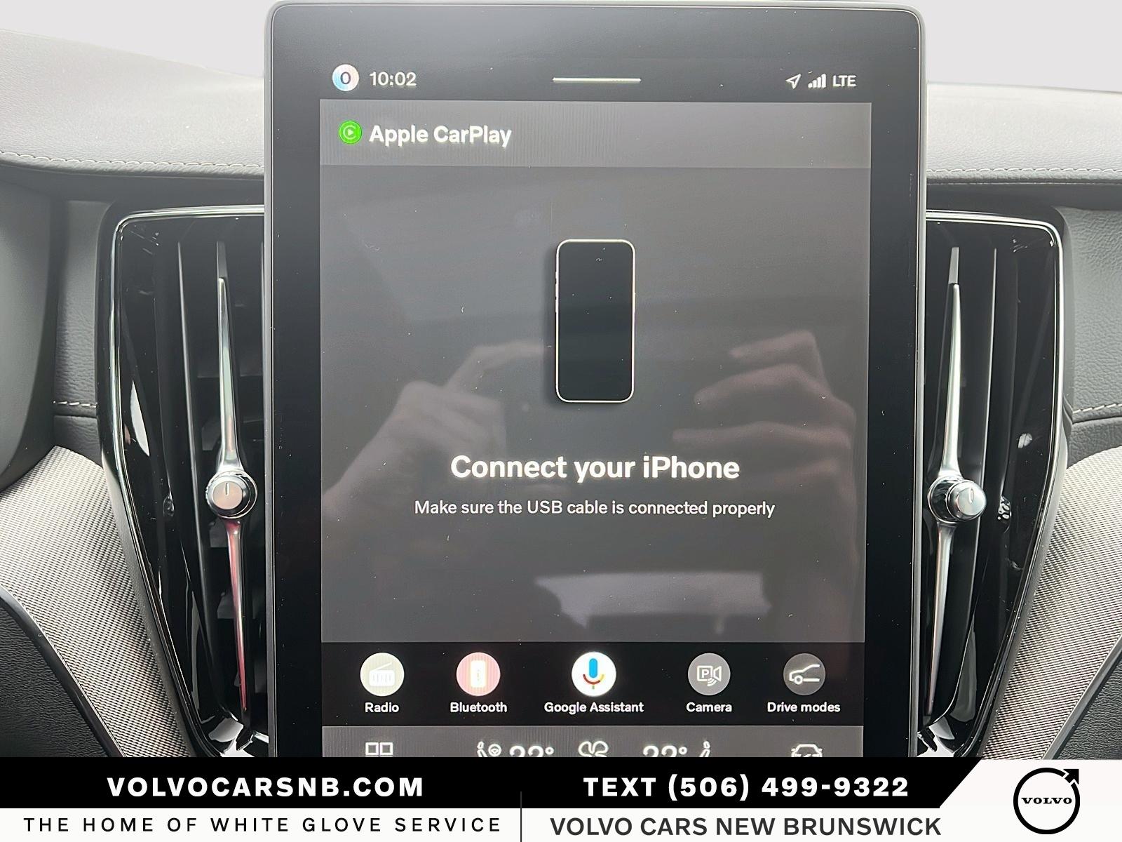 2026 Volvo XC60 B5 Ultra Black Edition