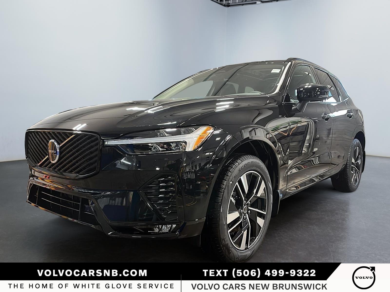 2026 Volvo XC60  B5 Core Dark Theme