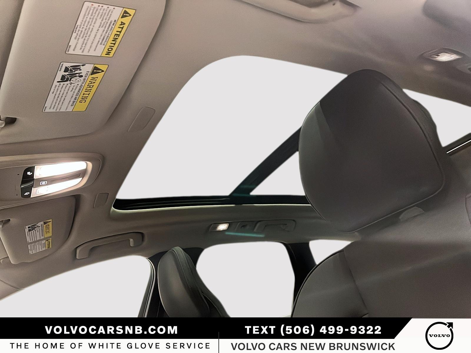 2026 Volvo XC60 B5 Core Dark Theme