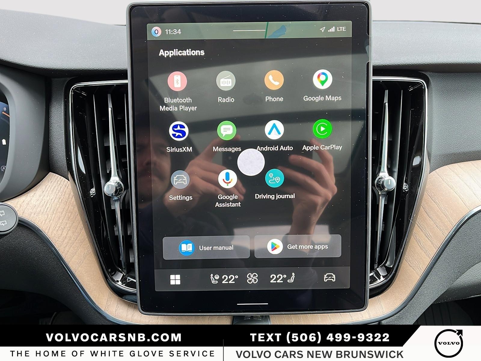 2026 Volvo XC60 B5 Core Dark Theme