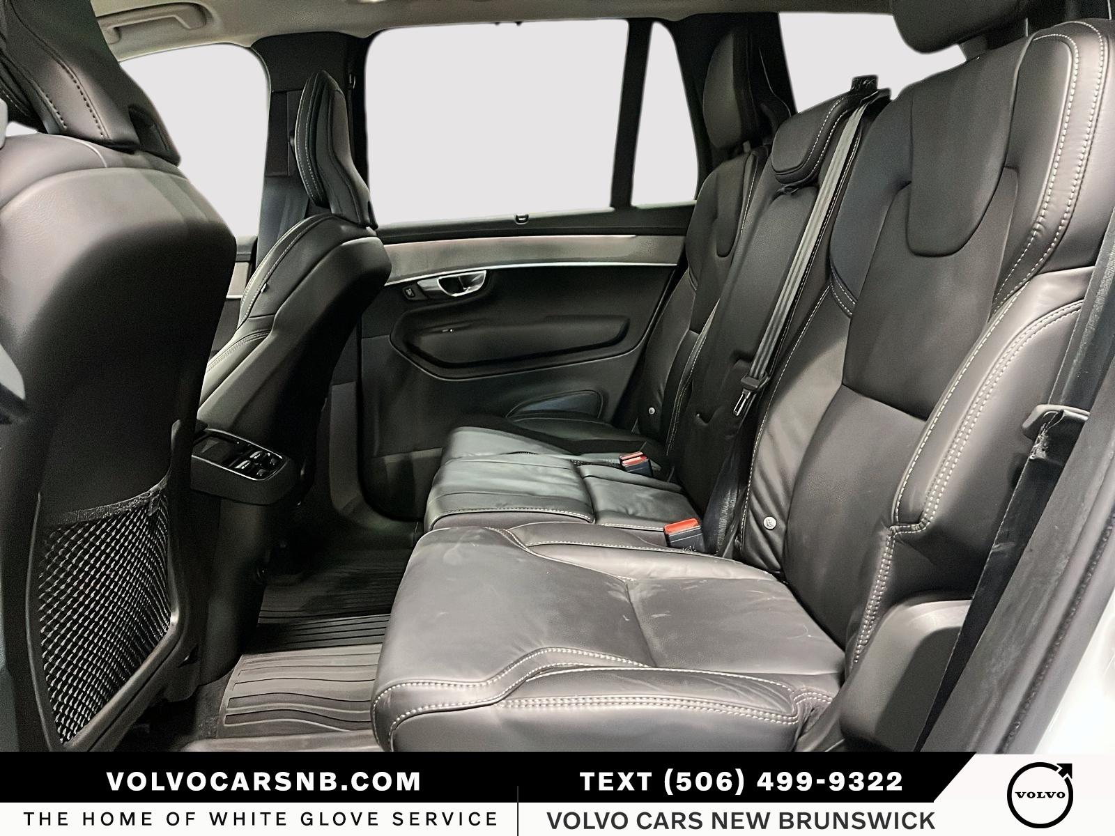 2026 Volvo XC90 B6 Ultra Bright Theme