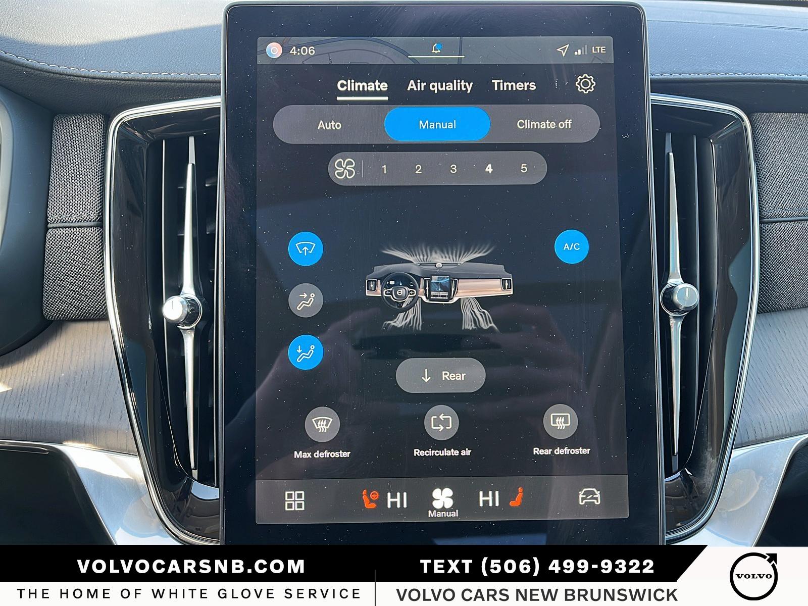 2026 Volvo XC90 B6 Ultra Bright Theme