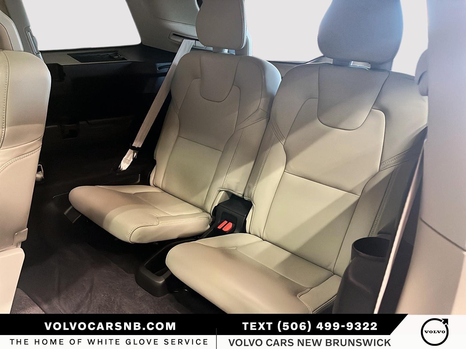 2022 Volvo XC90 T6 Inscription 6 Passenger