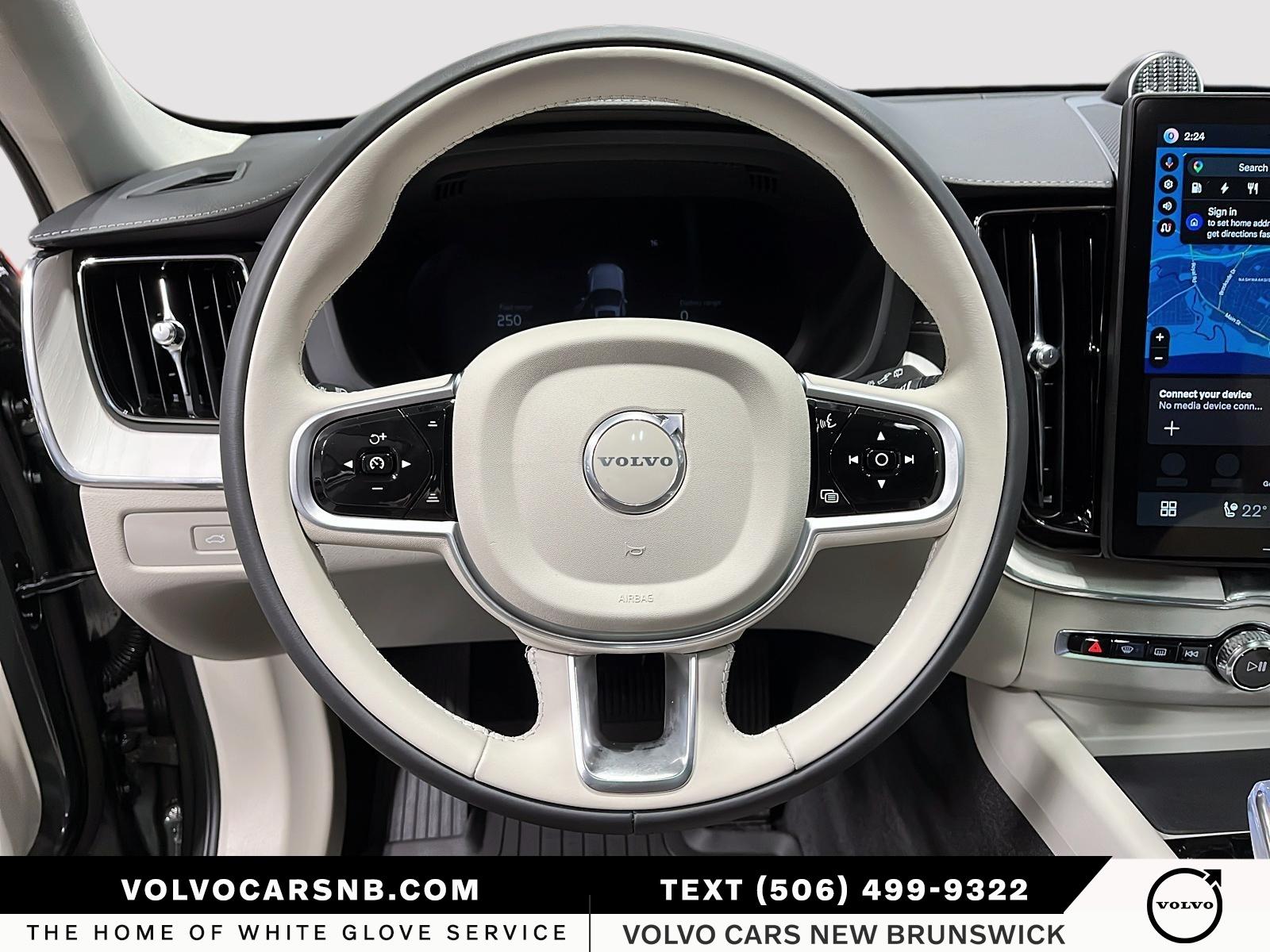 2026 Volvo XC60 Plug-In Hybrid T8 Ultra Dark Theme