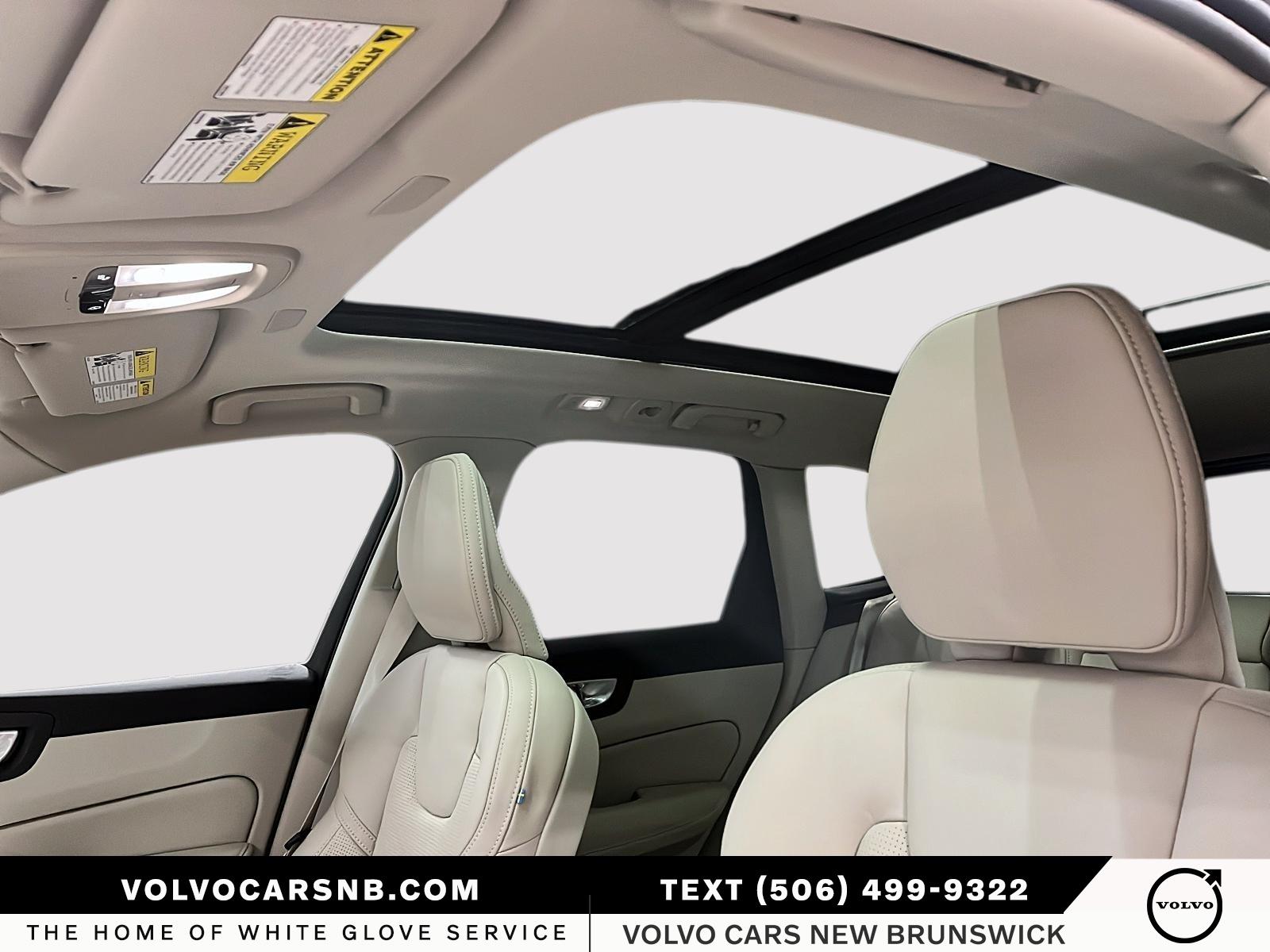 2026 Volvo XC60 Plug-In Hybrid T8 Ultra Dark Theme