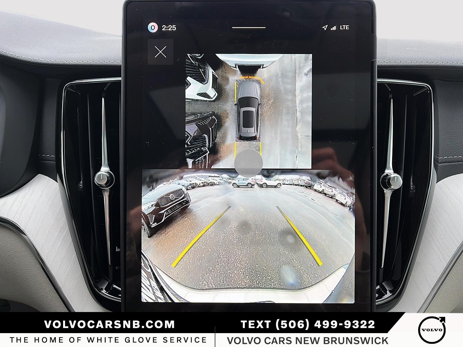 2026 Volvo XC60 Plug-In Hybrid T8 Ultra Dark Theme