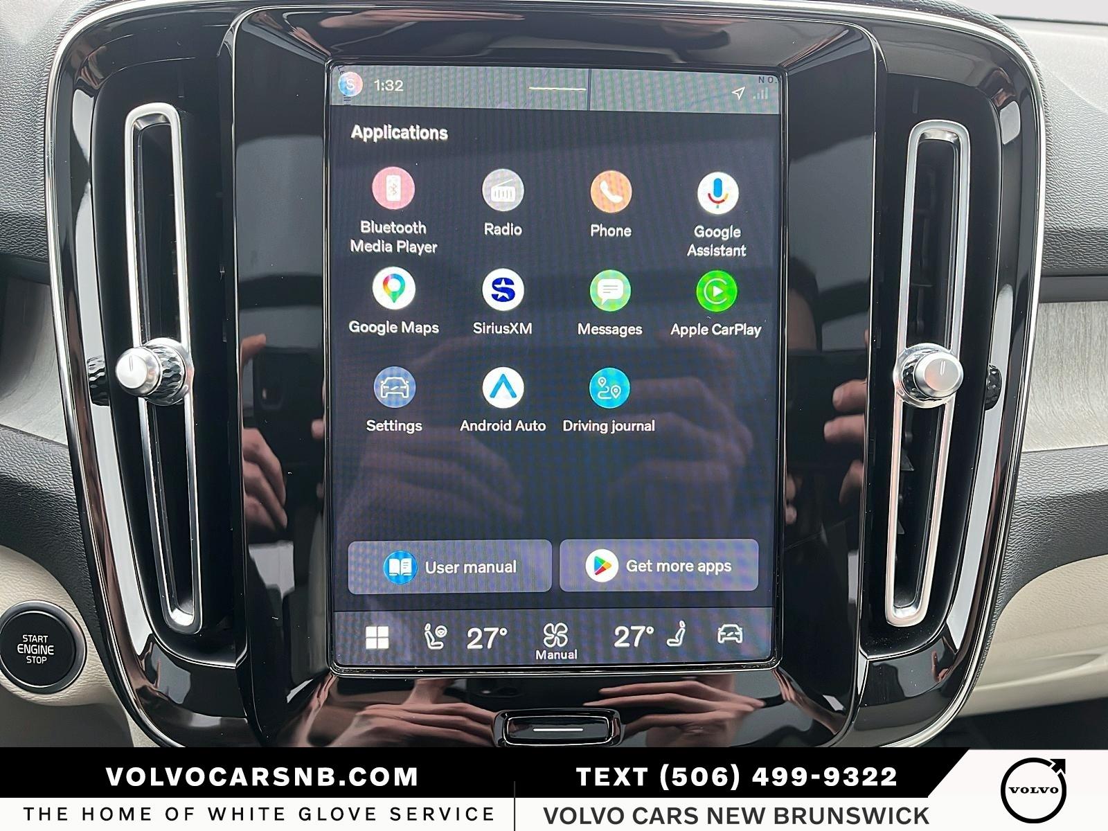 2024 Volvo XC40 B5 Plus Bright Theme