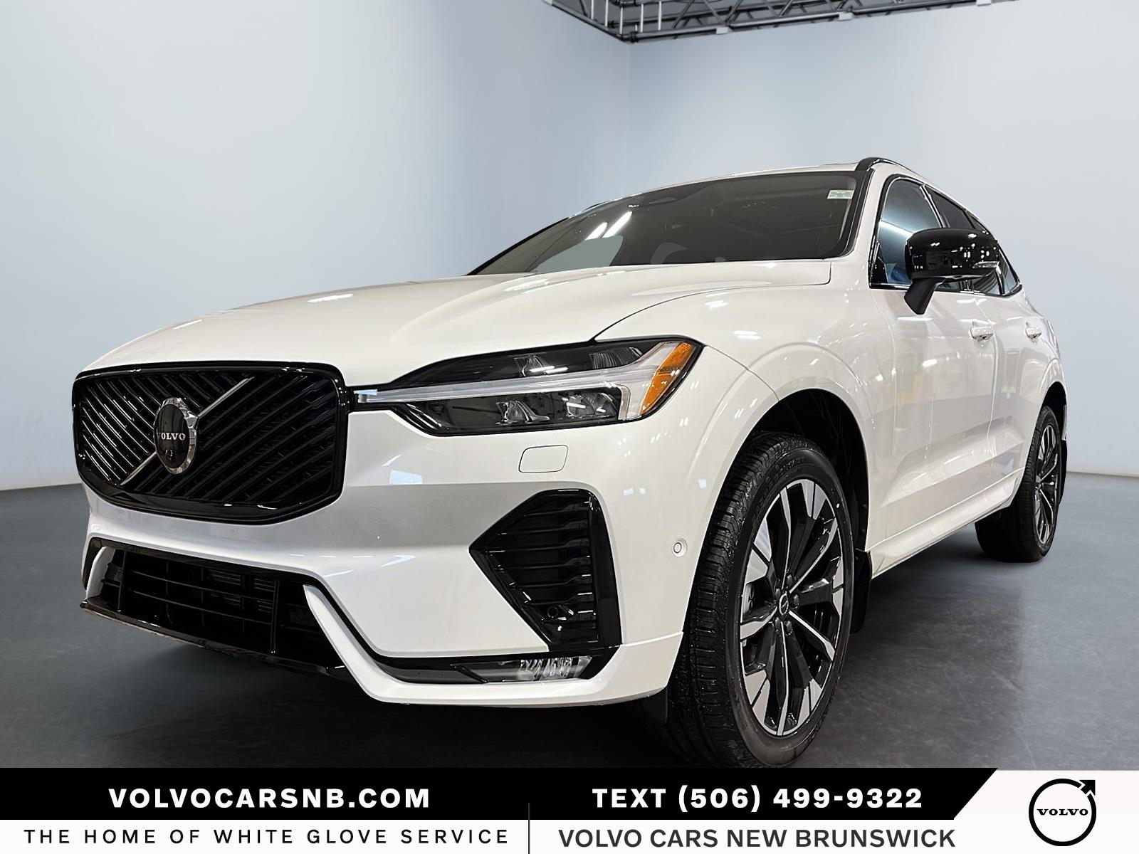 2026 Volvo XC60  B5 Plus Dark Theme