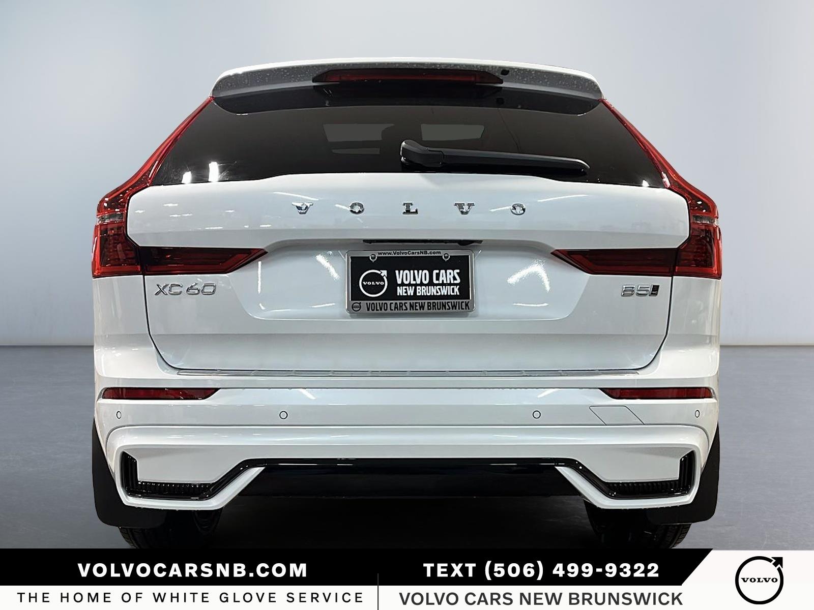 2026 Volvo XC60 B5 Plus Dark Theme