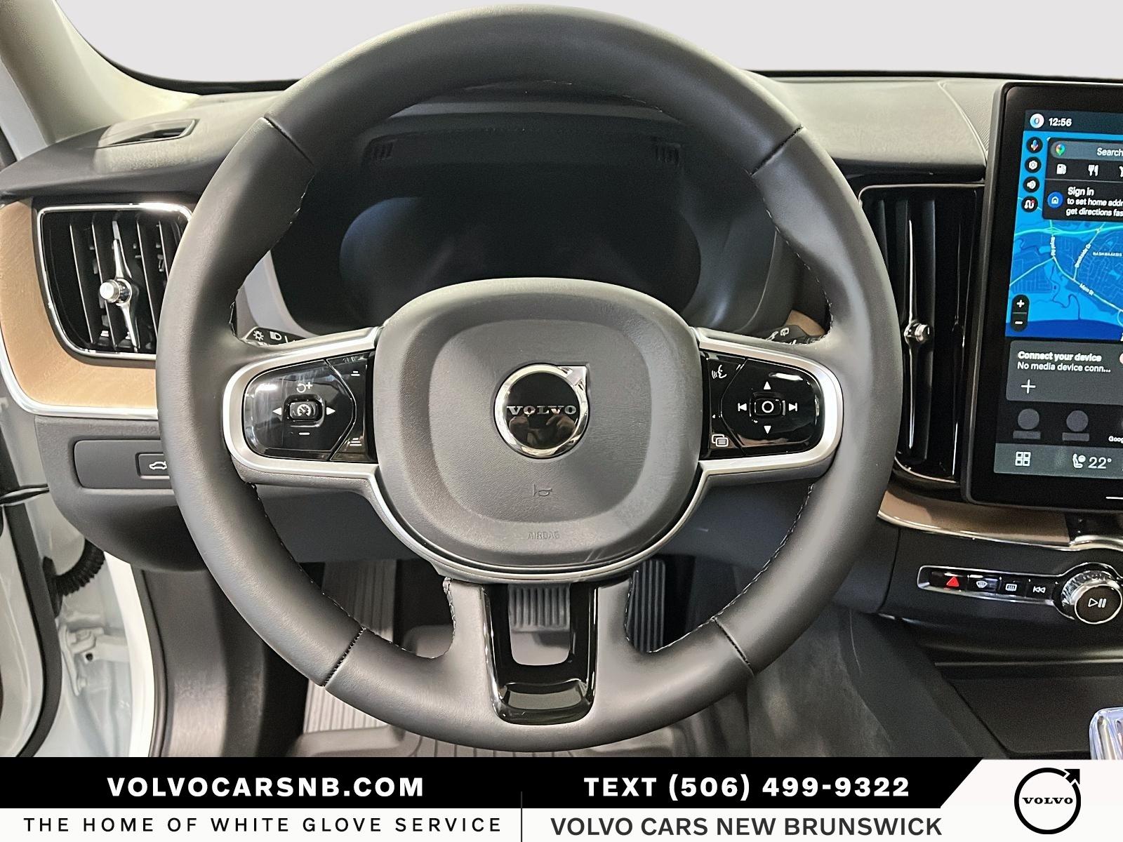 2026 Volvo XC60 B5 Plus Dark Theme