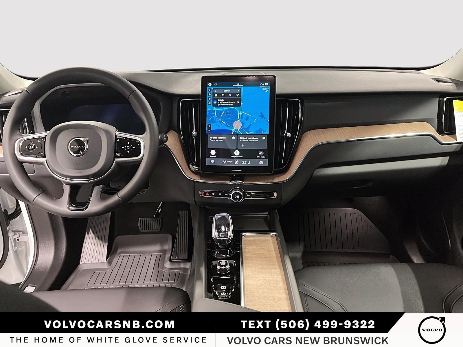 2026 Volvo XC60 B5 Core Dark Theme