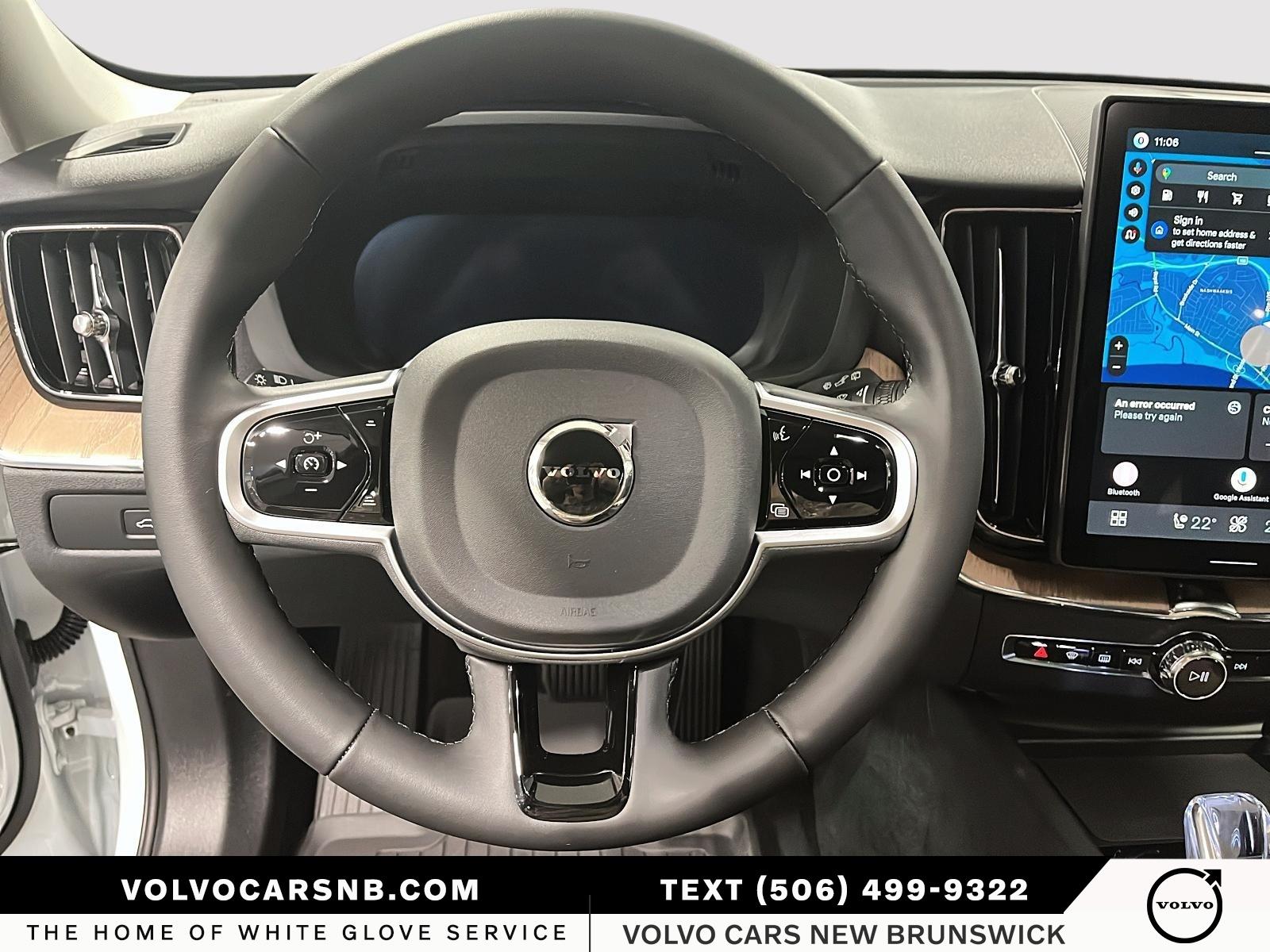 2026 Volvo XC60 B5 Core Dark Theme
