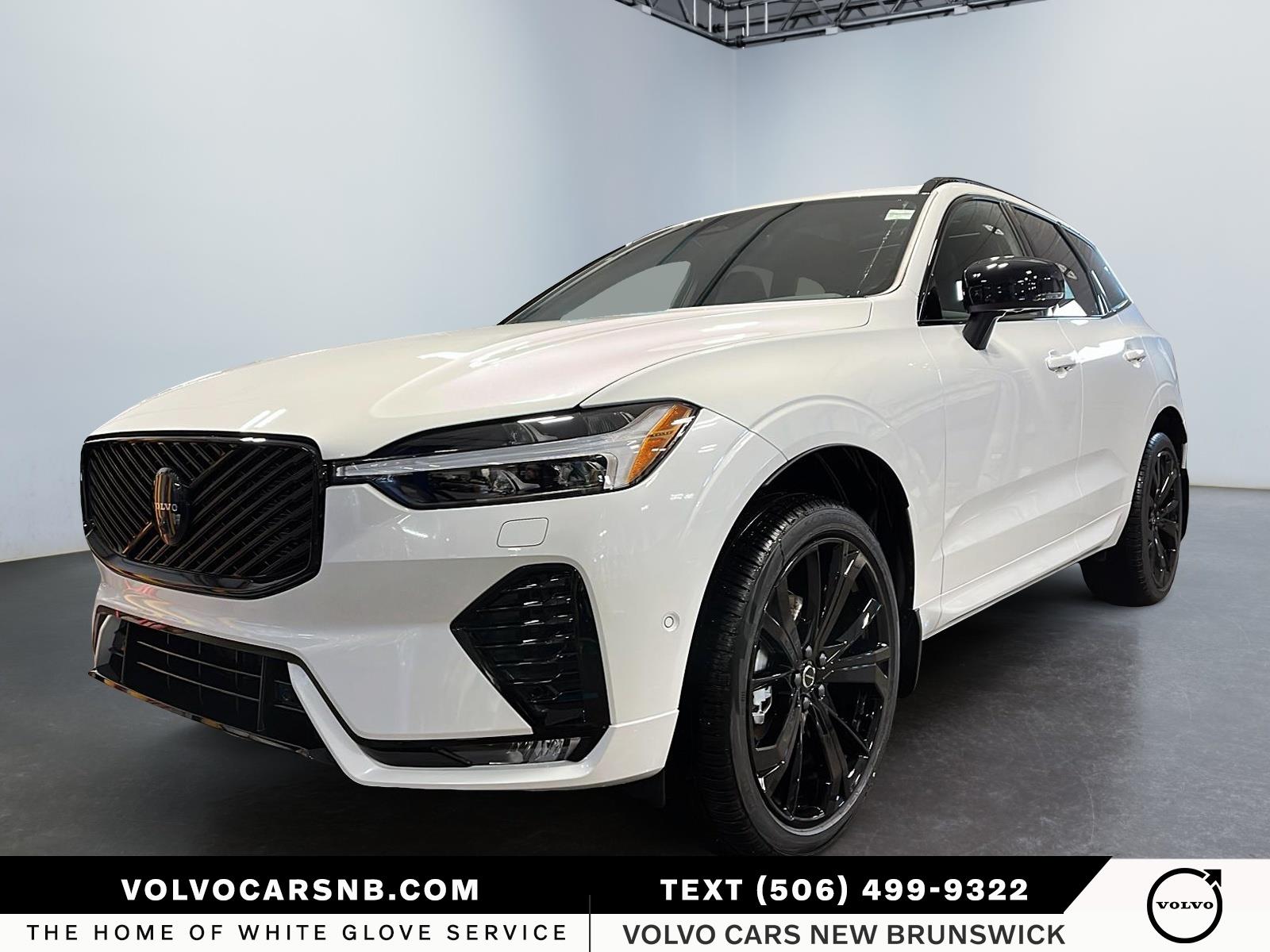 2026 Volvo XC60  B5 Ultra Black Edition