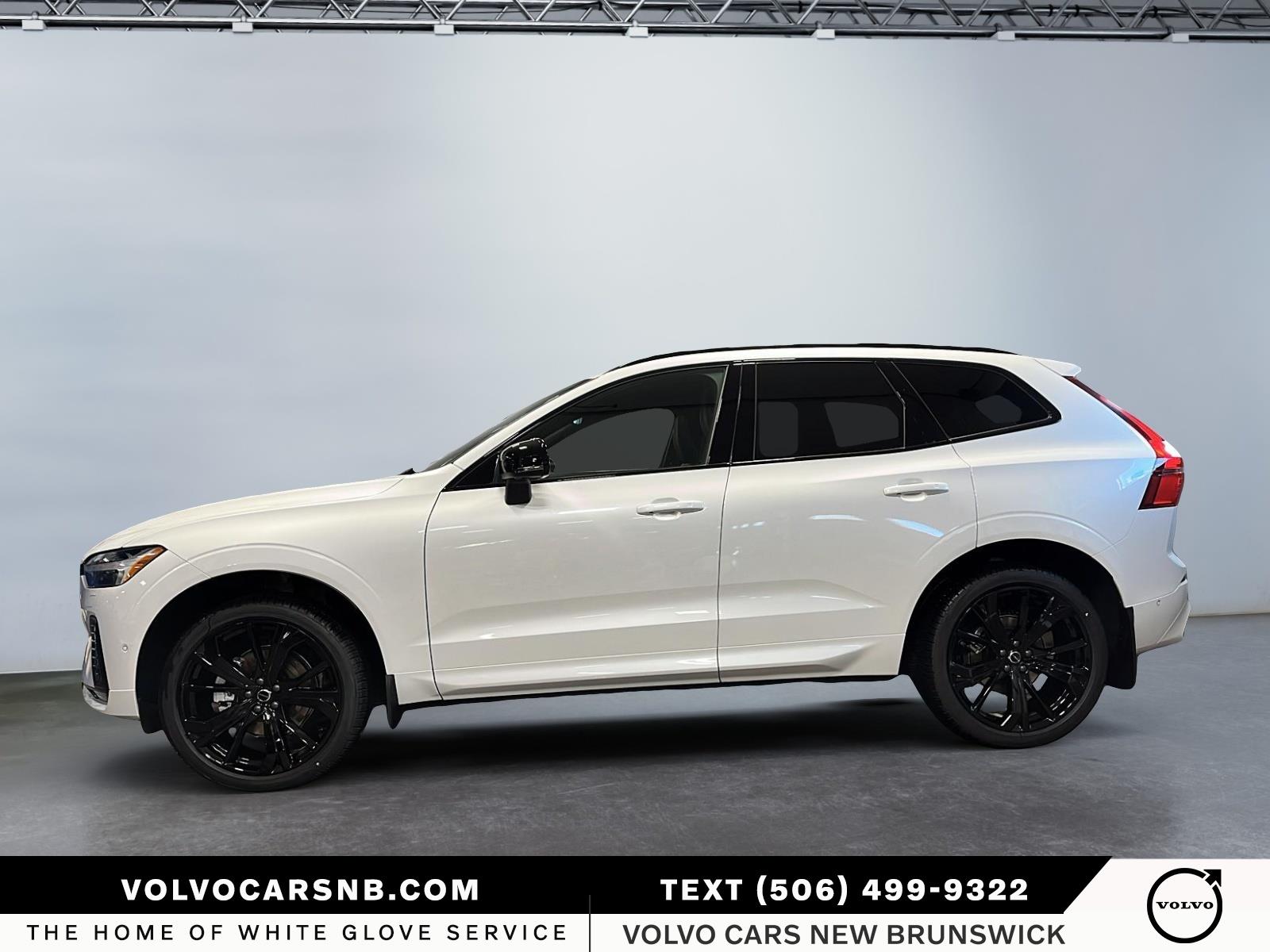 2026 Volvo XC60 B5 Ultra Black Edition