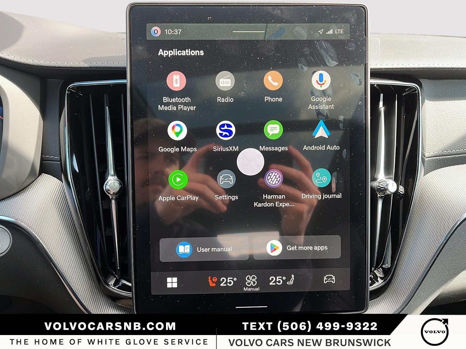 2026 Volvo XC60 B5 Ultra Black Edition