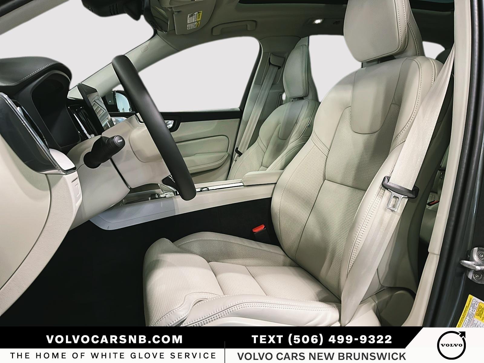 2026 Volvo XC60 Plug-In Hybrid T8 Ultra Dark Theme