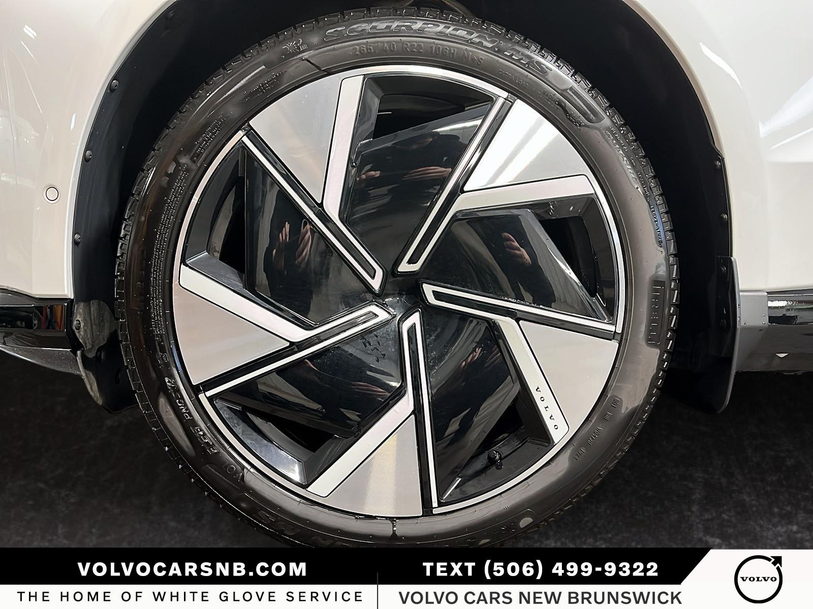 2025 Volvo EX90 Twin Motor Performance Ultra 7-Seater