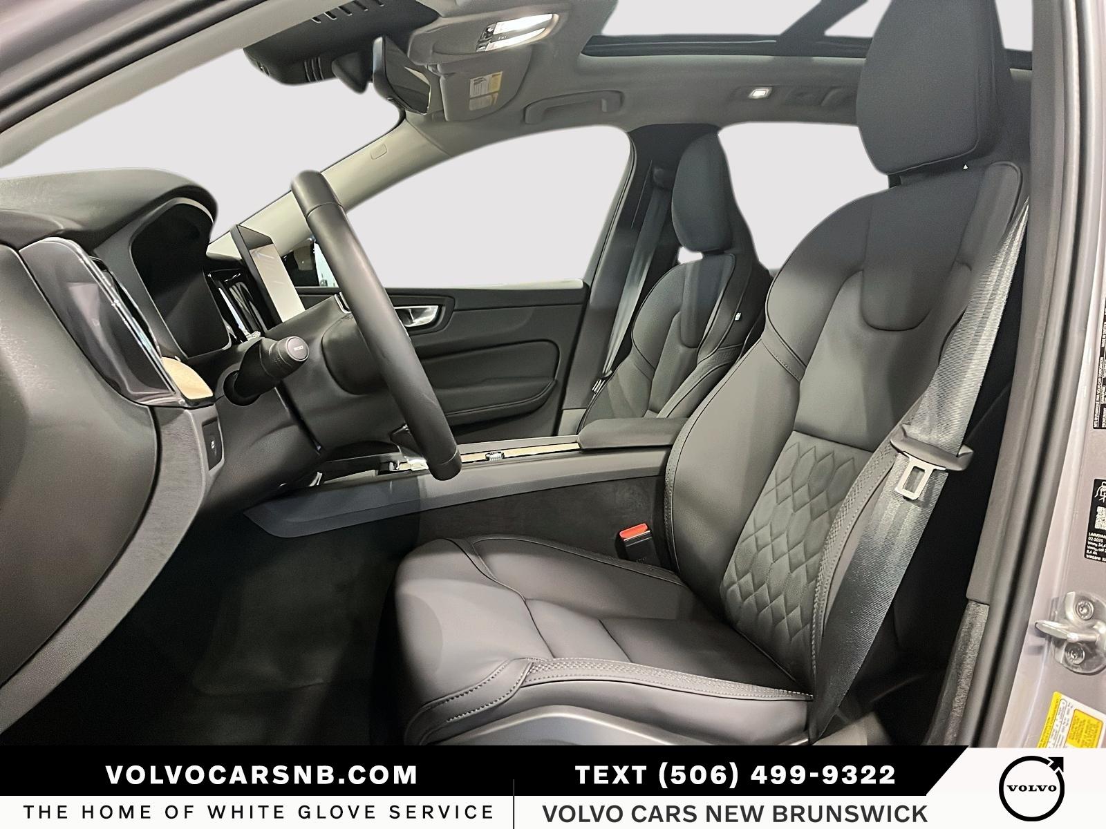 2026 Volvo XC60 B5 Plus Dark Theme