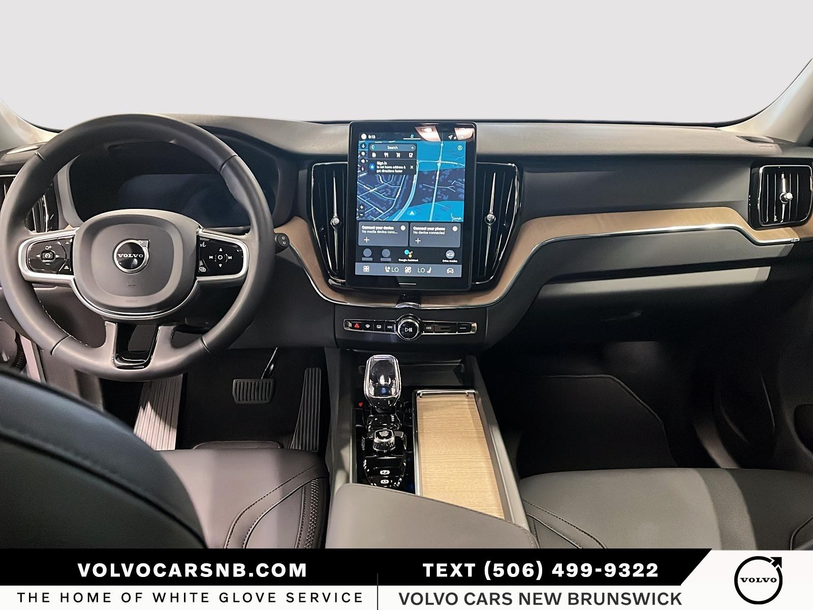 2026 Volvo XC60 B5 Plus Dark Theme