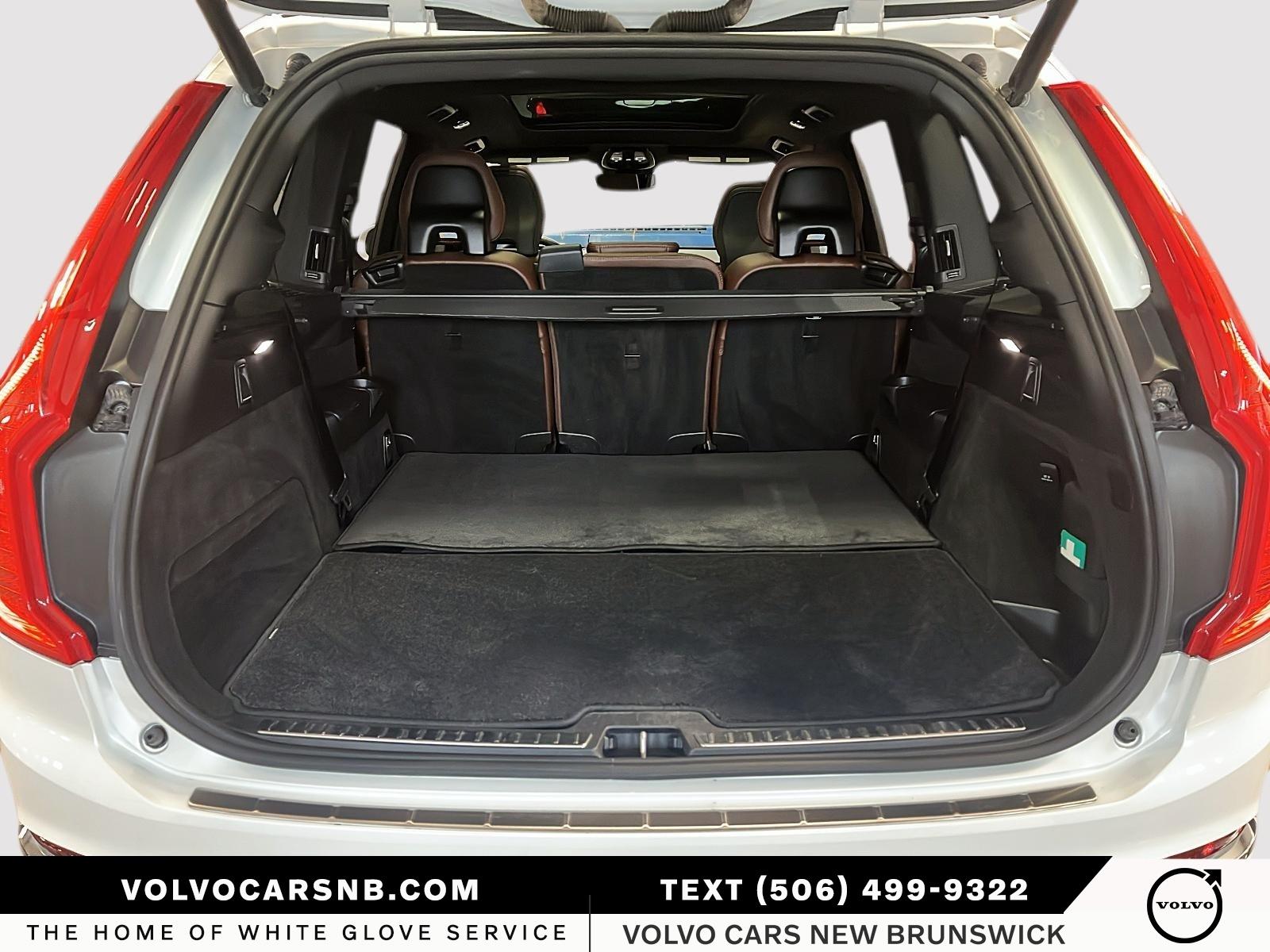 2024 Volvo XC90 B6 Ultimate Bright Theme