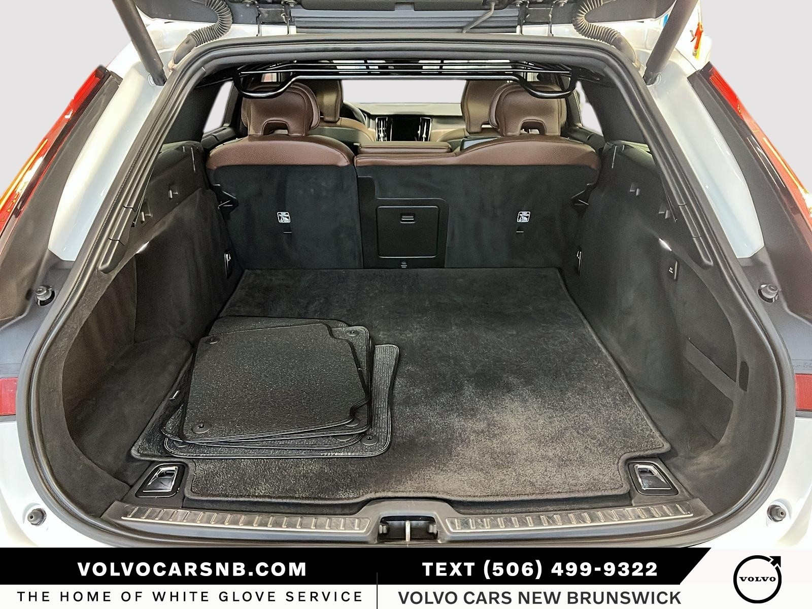 2024 Volvo V90 Cross Country B6 Ultimate