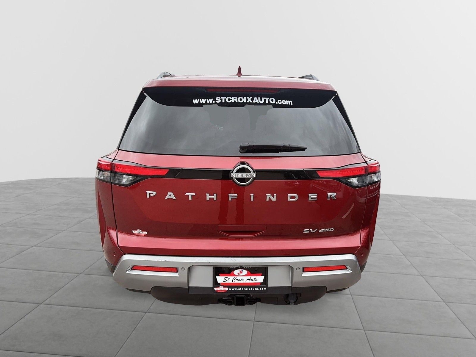 2024 Nissan Pathfinder SV