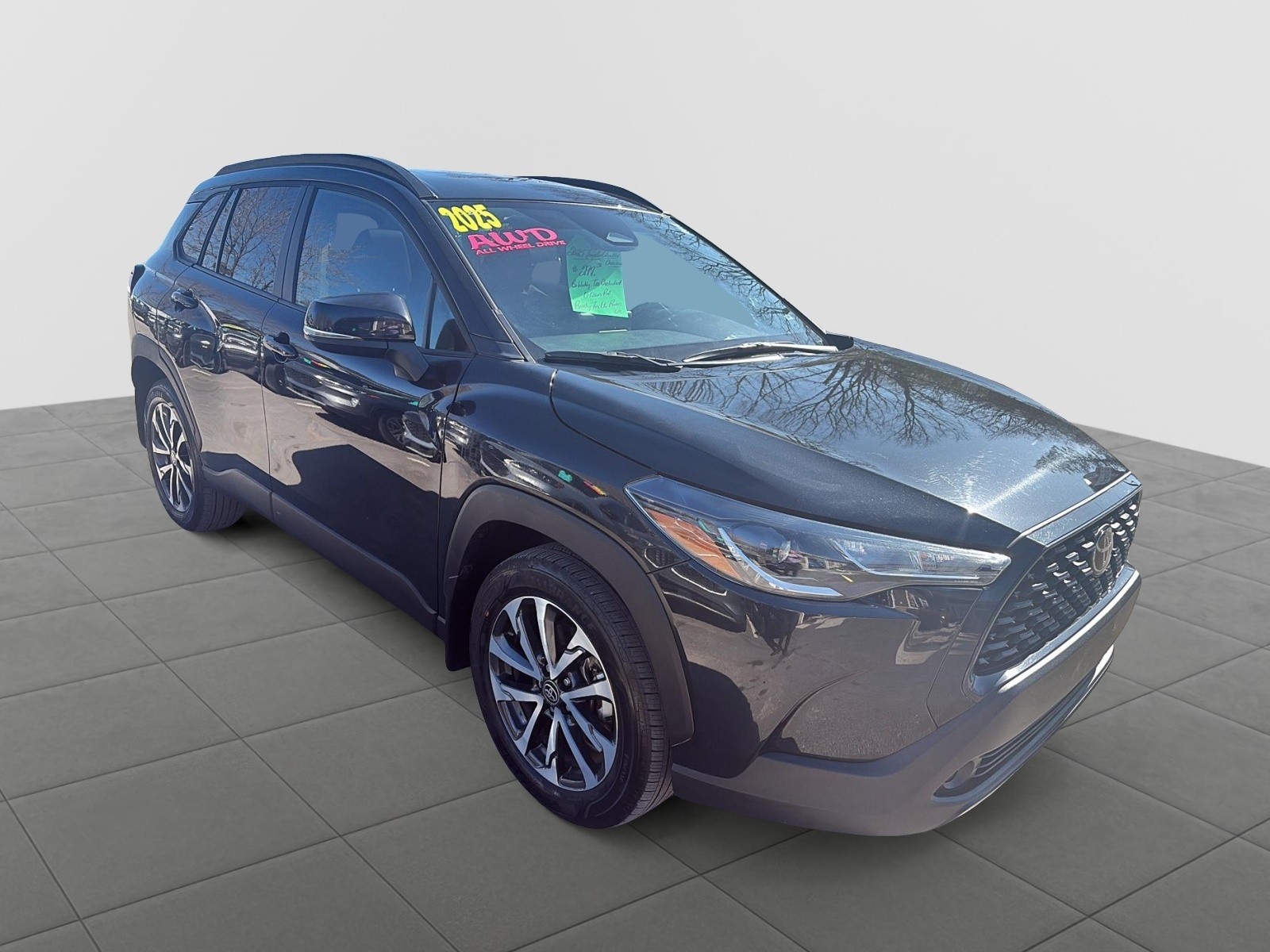 2025 Toyota Corolla Cross LE