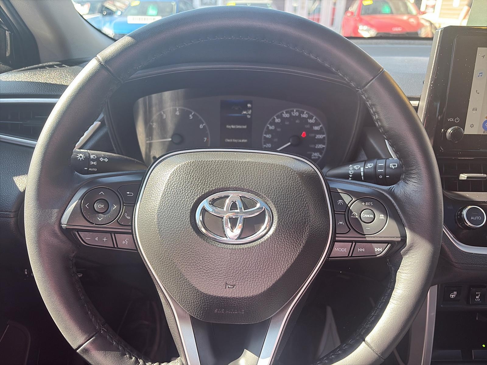 2025 Toyota Corolla Cross LE