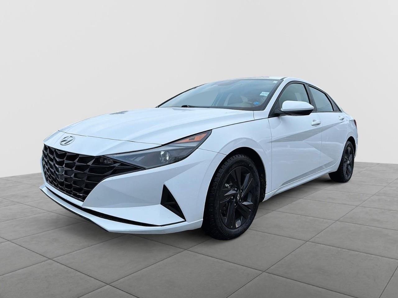 2023 Hyundai Elantra Preferred FWD