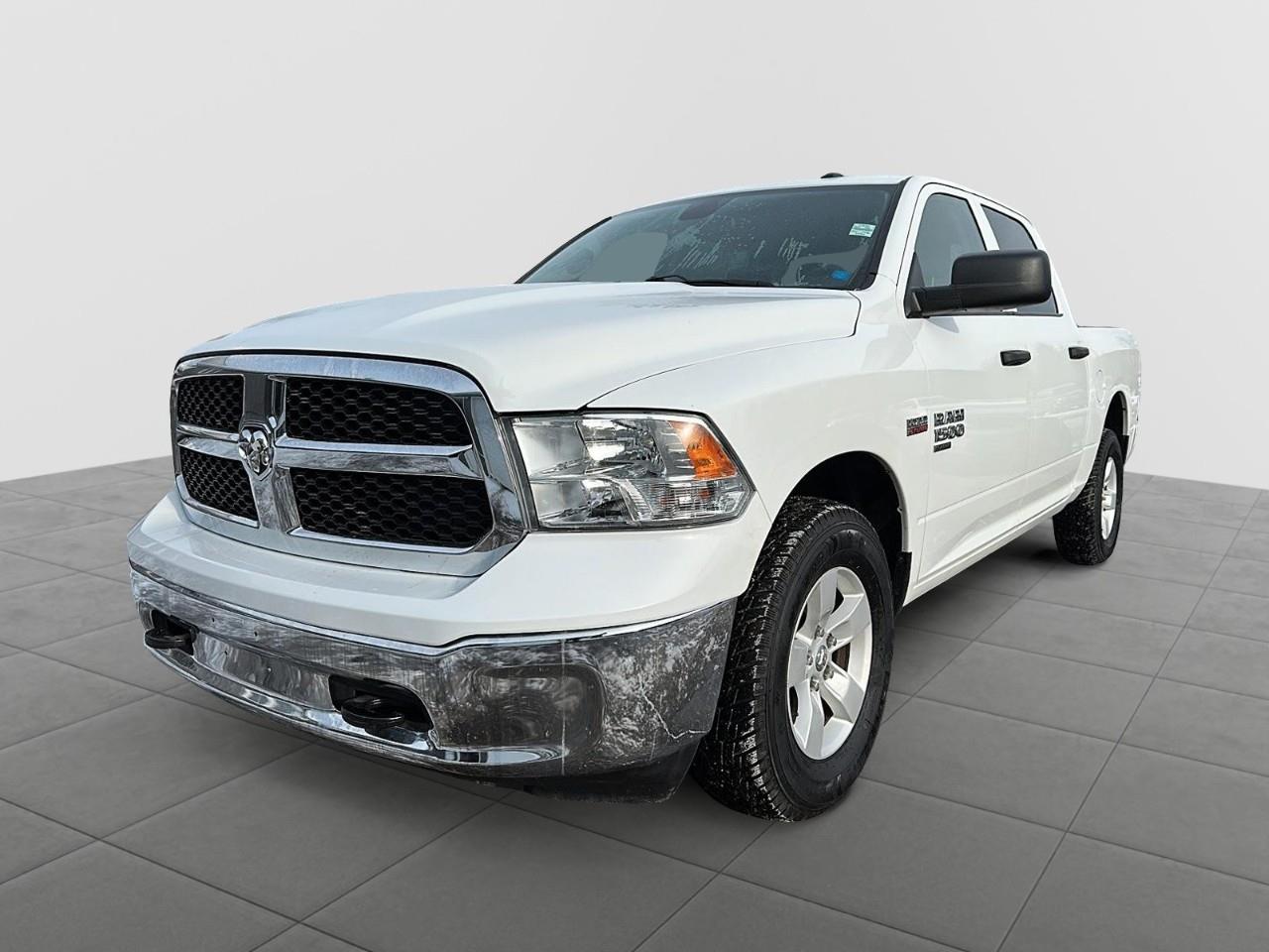 2023 RAM 1500 Classic SLT Crew Cab 4WD