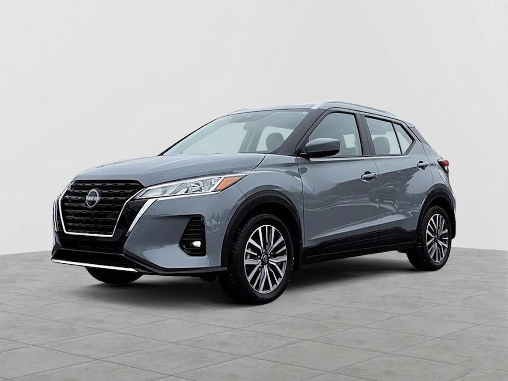 Nissan Kicks SV FWD 2025