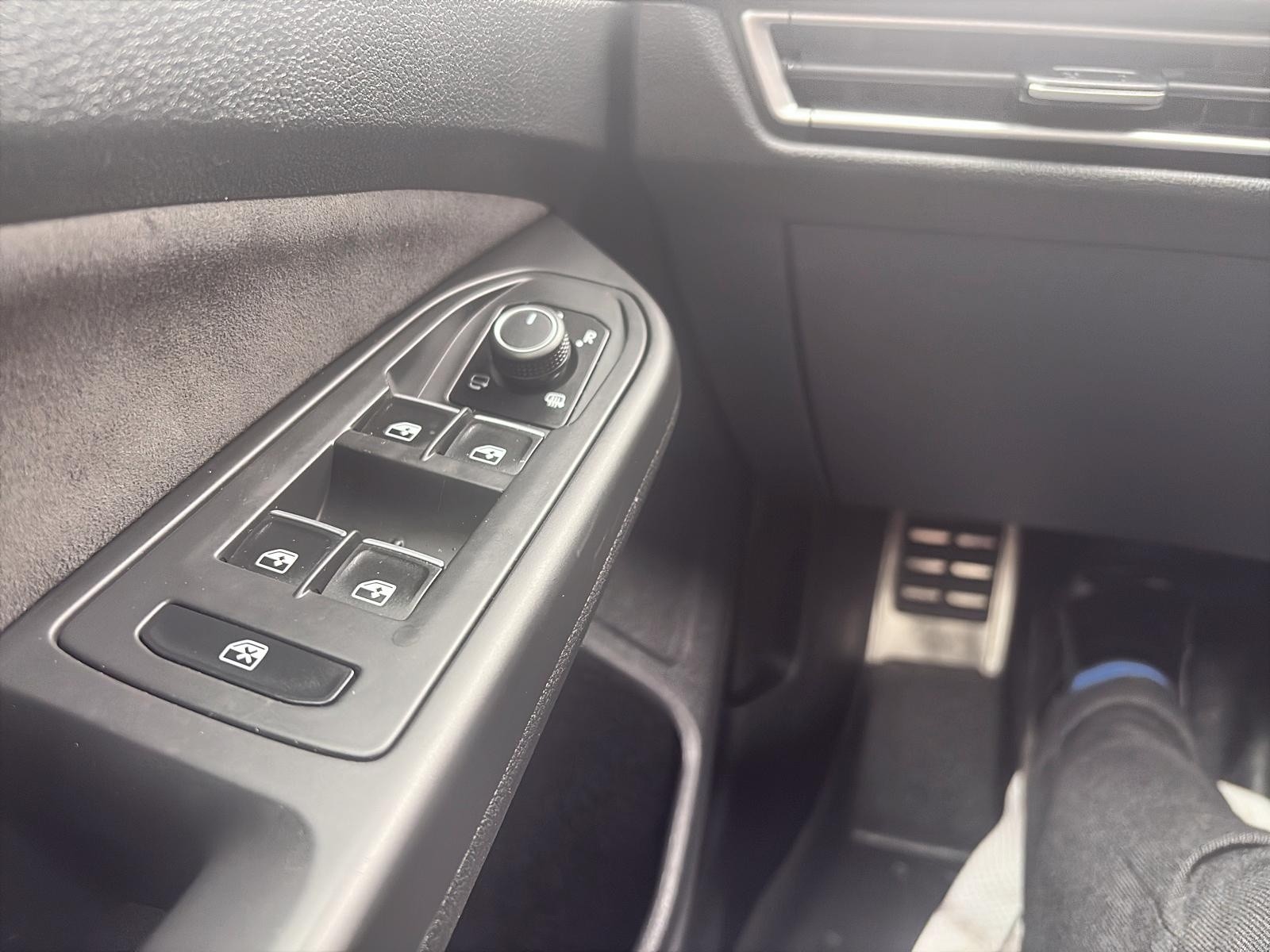 2024 Volkswagen Golf GTI 380 Autobahn