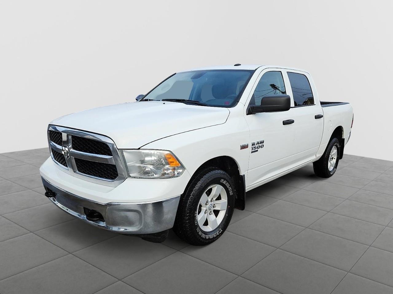 2023 RAM 1500 Classic SLT Crew Cab 4WD