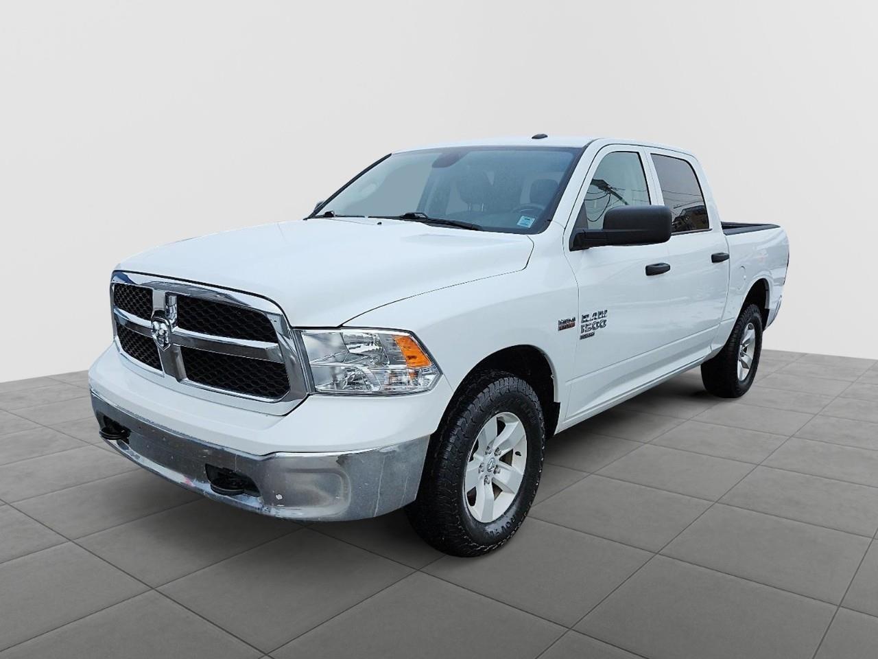 2022 RAM 1500 Classic SLT Crew Cab 4WD