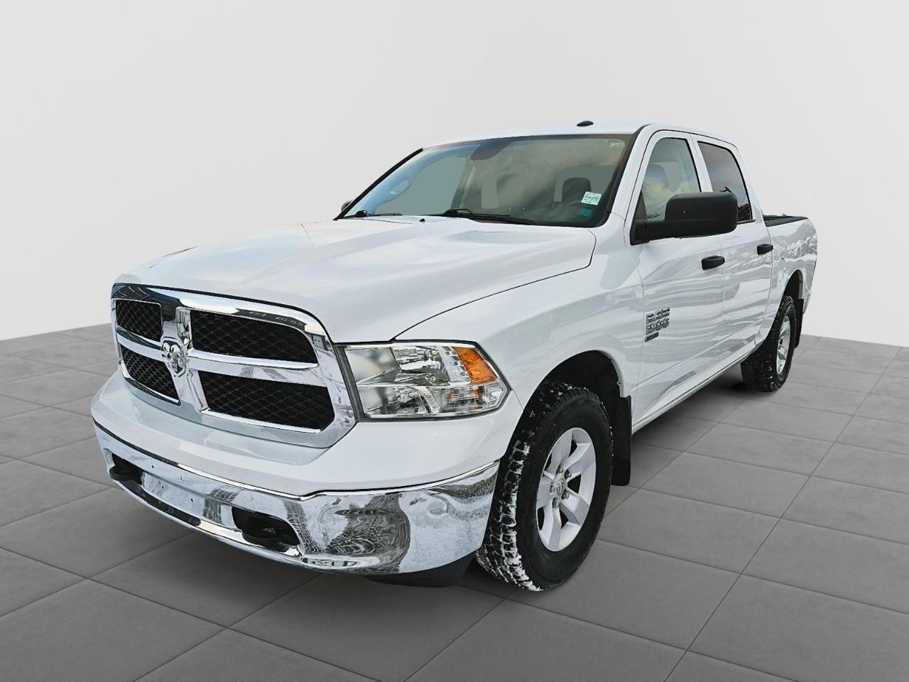 2022 RAM 1500 Classic SLT Crew Cab 4WD