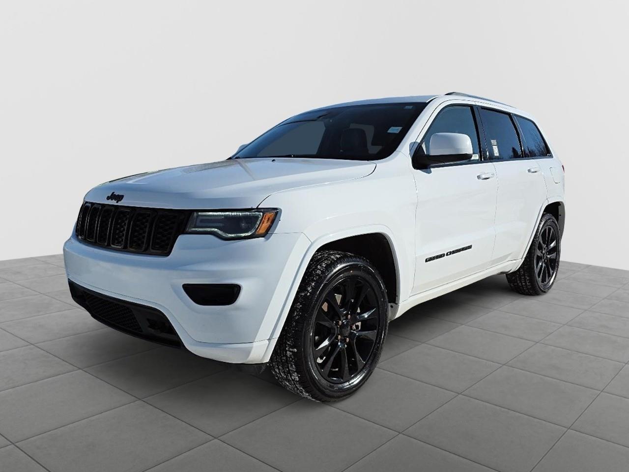 2020 Jeep Grand Cherokee Laredo 4WD