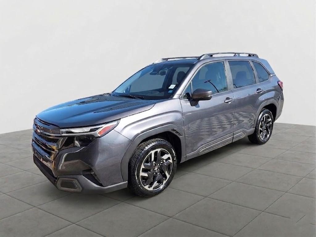 Subaru Forester Limited Crossover AWD 2025