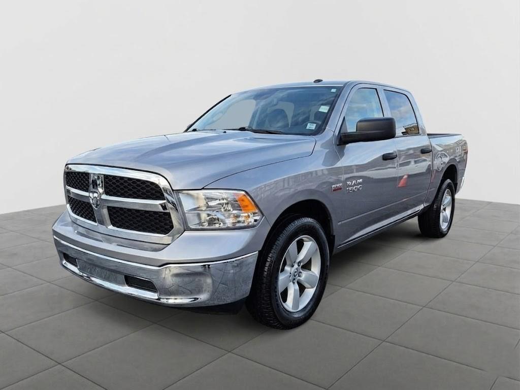2023 RAM 1500 Classic SLT Crew Cab 4WD