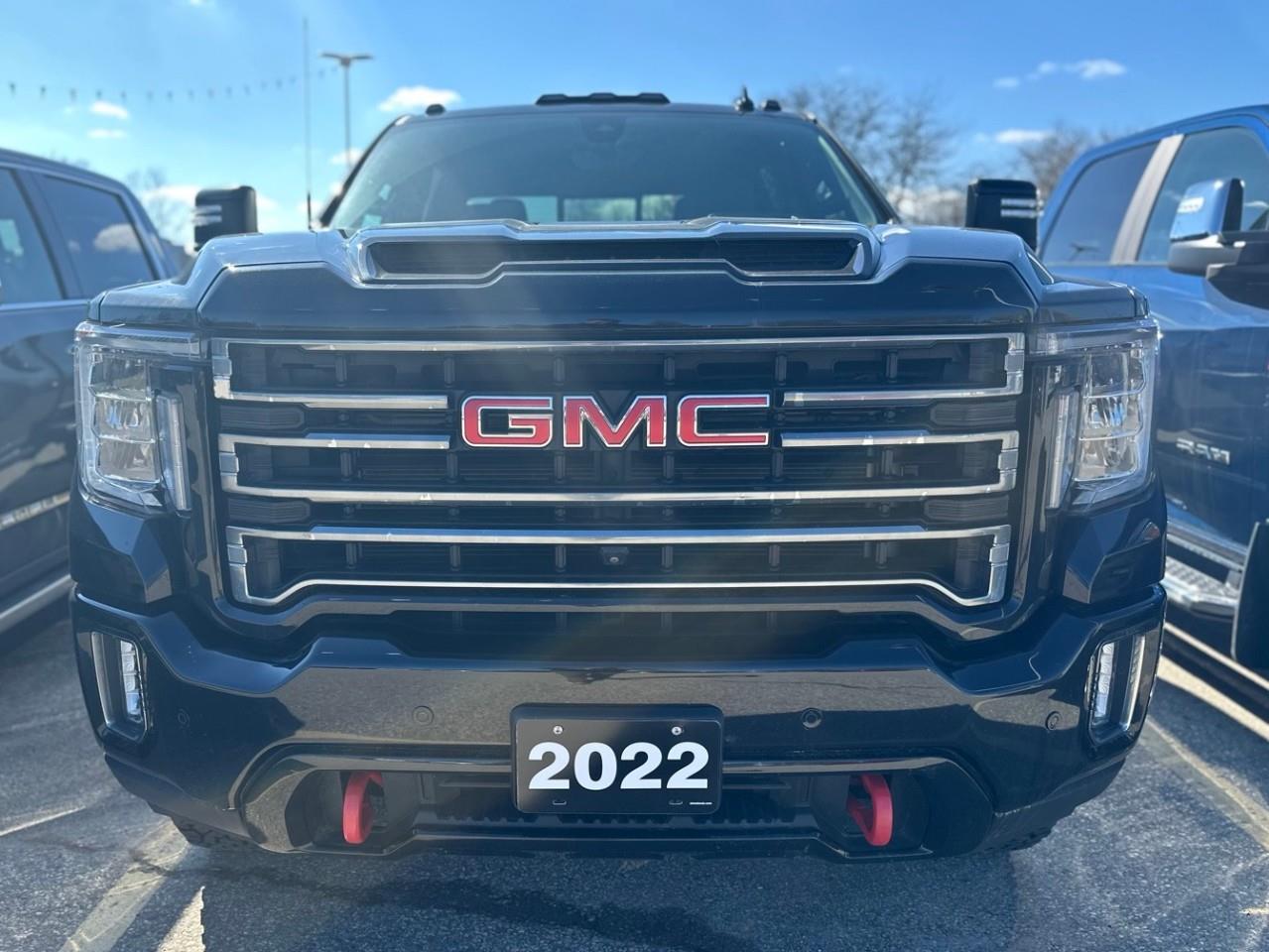 2022 GMC Sierra 2500HD AT4 Crew Cab 4WD