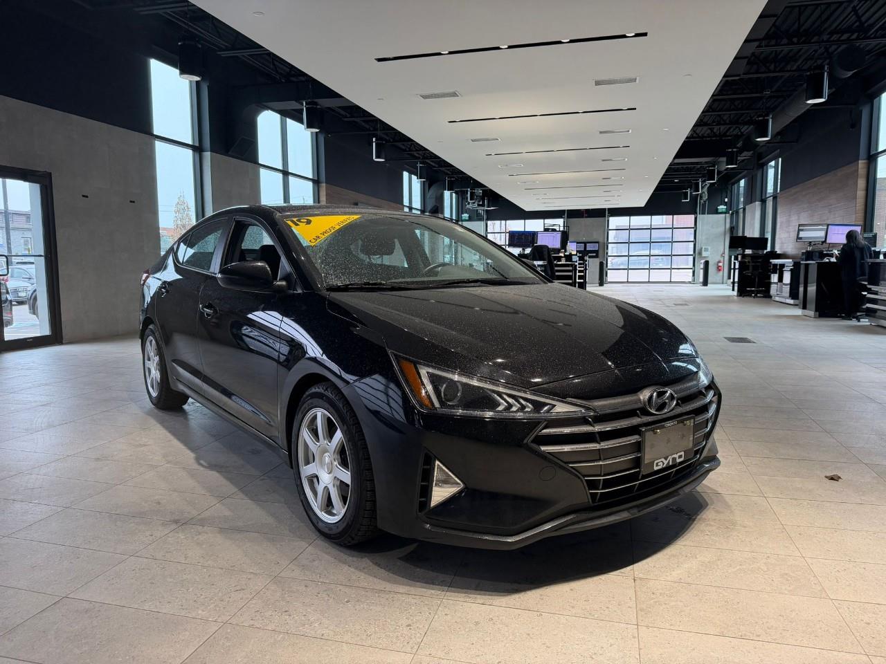 Hyundai Elantra Preferred FWD 2019