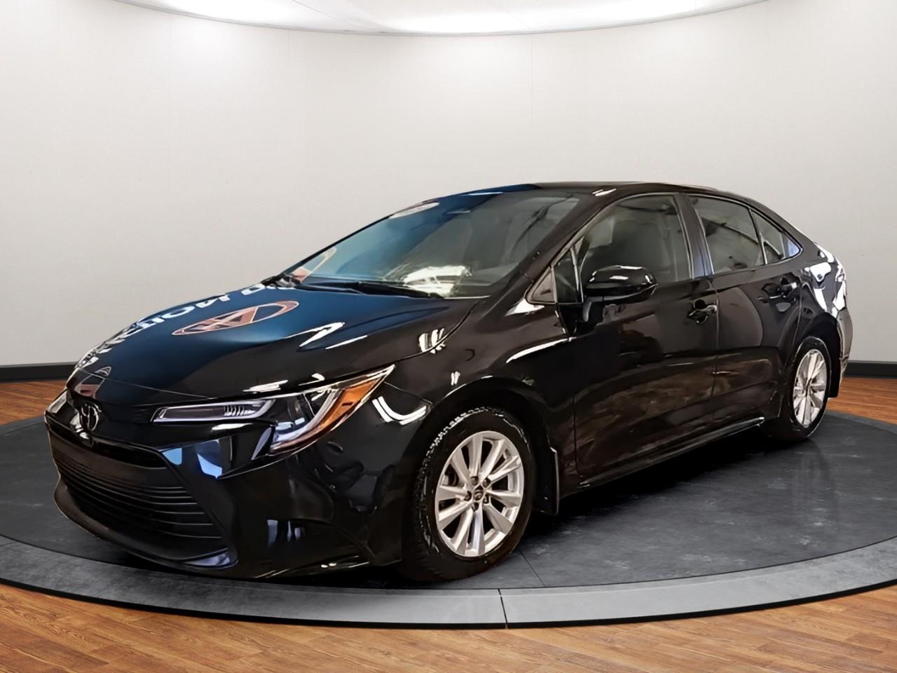 2024 Toyota Corolla LE FWD