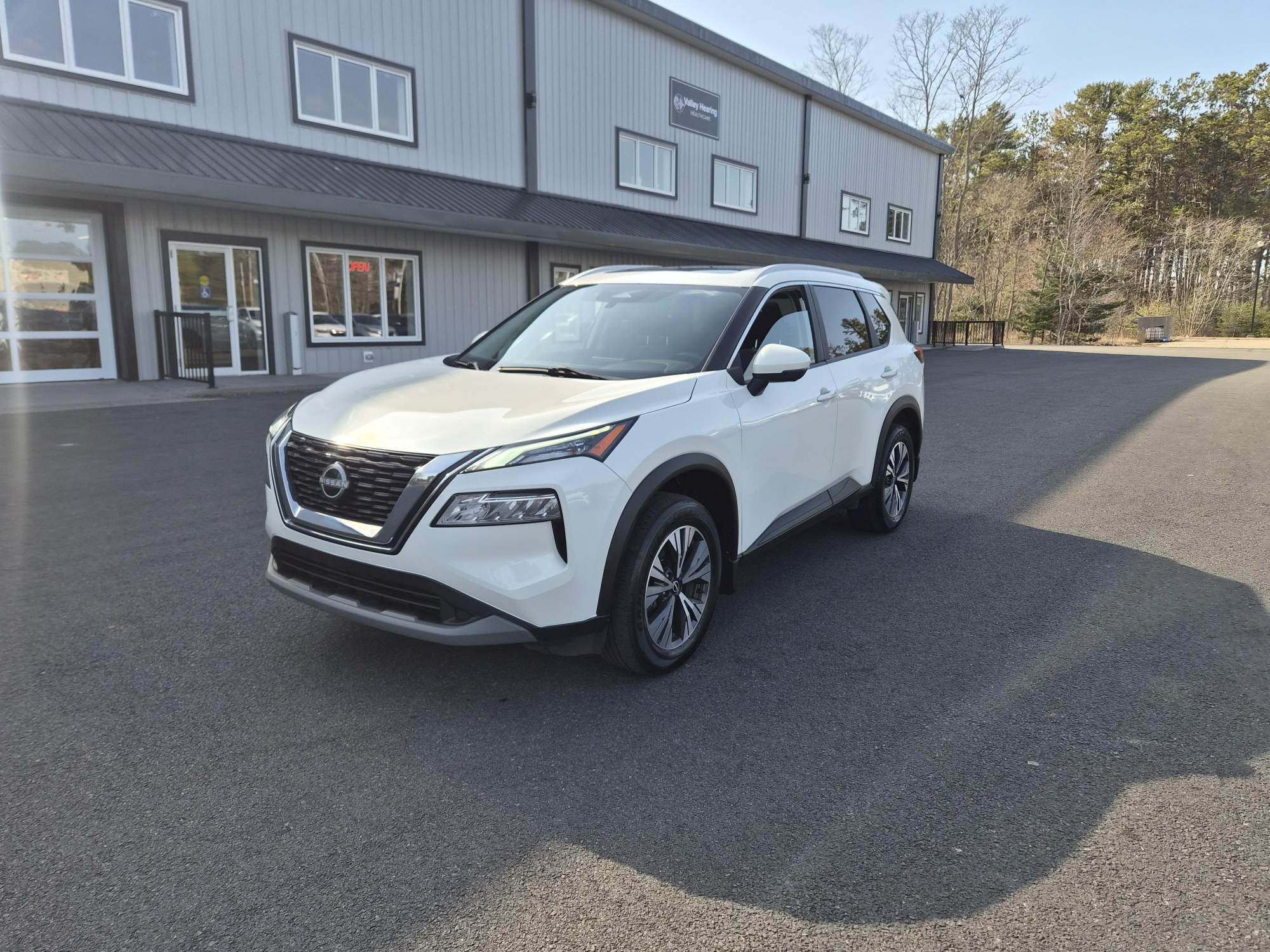 2023 Nissan Rogue SV Moonroof AWD