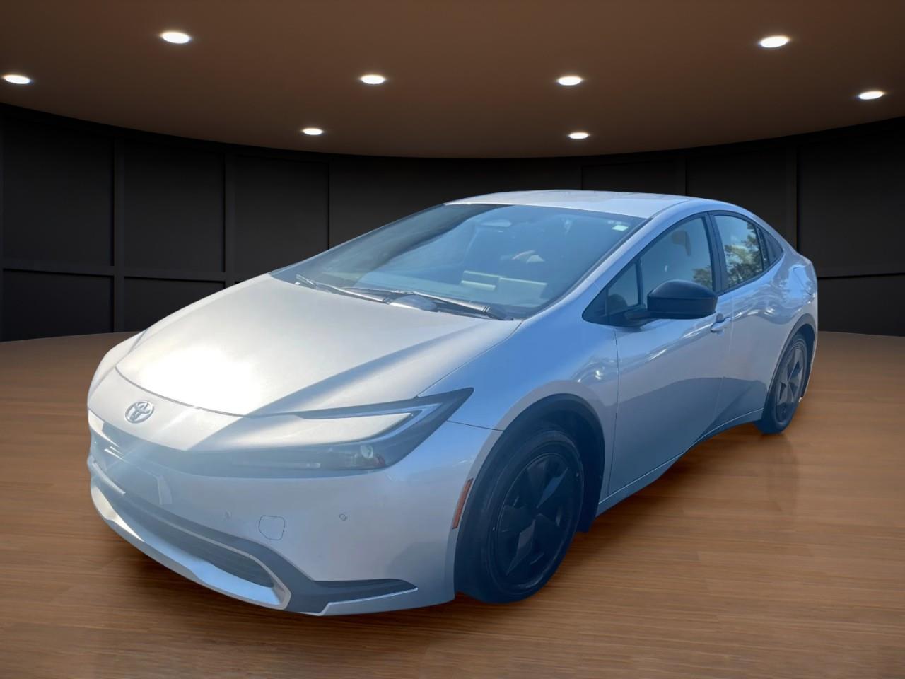 2025 Toyota Prius Plug-In Hybrid SE FWD