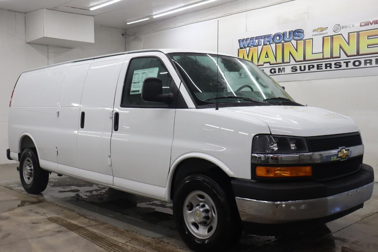 2026 Chevrolet Express Cargo 3500 RWD