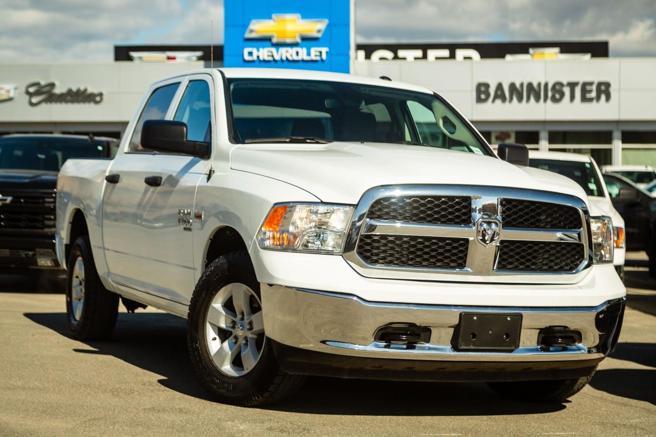 2023 RAM 1500 Classic SLT Crew Cab 4WD