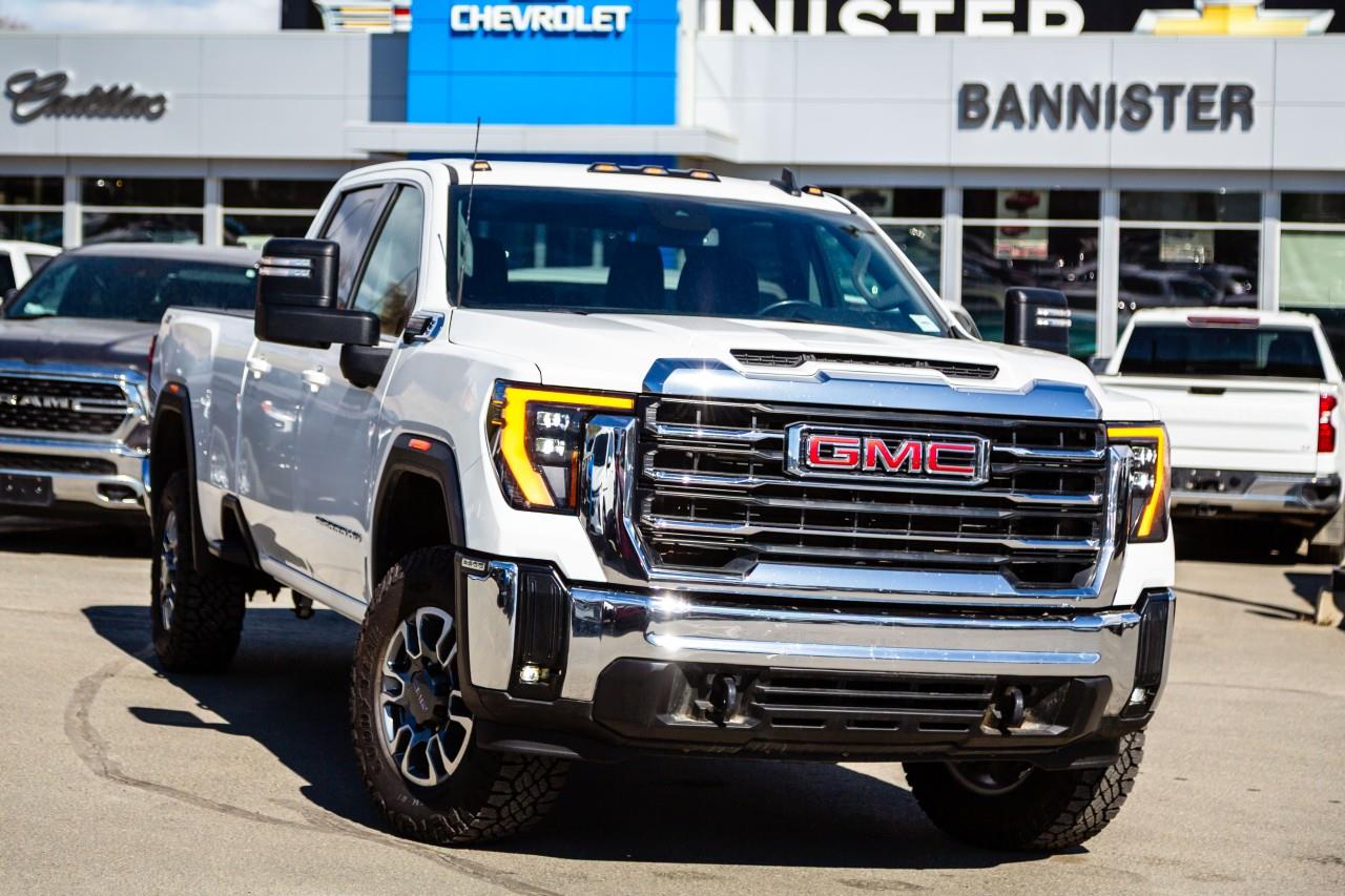 GMC Sierra 3500HD SLE Crew Cab 4WD 2024