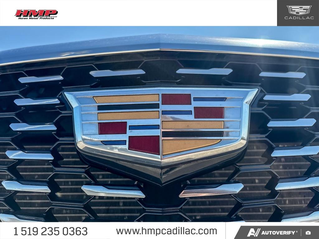 used 2022 Cadillac XT5 car, priced at $36,284