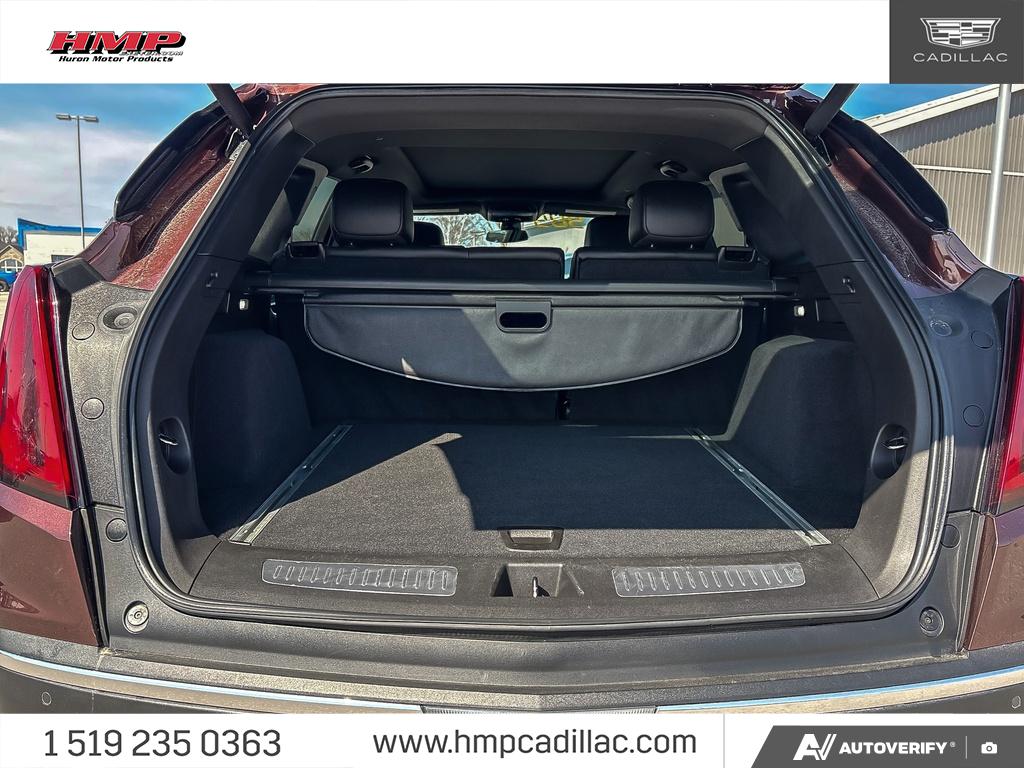 used 2022 Cadillac XT5 car, priced at $36,284