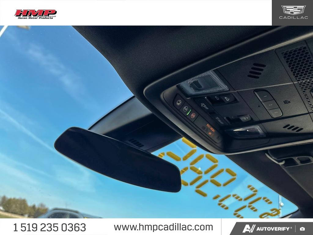 used 2022 Cadillac XT5 car, priced at $36,284